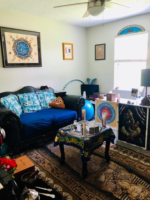 The calming reading room at Psychic Readings by Michael in Huntsville